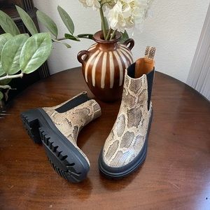 Lucky Brand Elerey Lug Leather Bootie